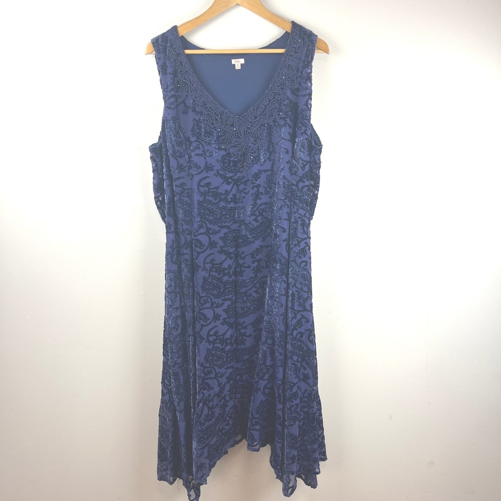 2/$20 Reba Woman Blue V-Neck Sleeveless Velvet Shark Bite Dress 1X